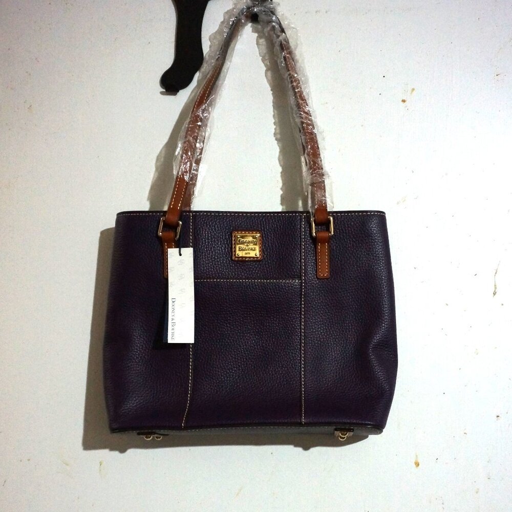 DOONEY AND BOURKE PURPLE HANDBAG NWT